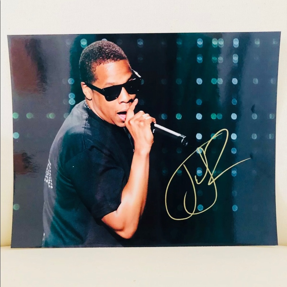 JAY Z AUTOGRAPHED PHOTO 8X10 WITH COA